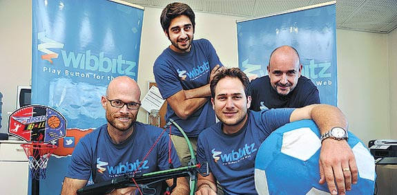 מייסדי wibbitz, אורי מירב, יותם כהן, זוהר דיין, עומר כלב / צלם: תמר מצפי